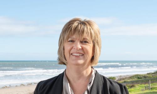 Shelley Bezuidenhout