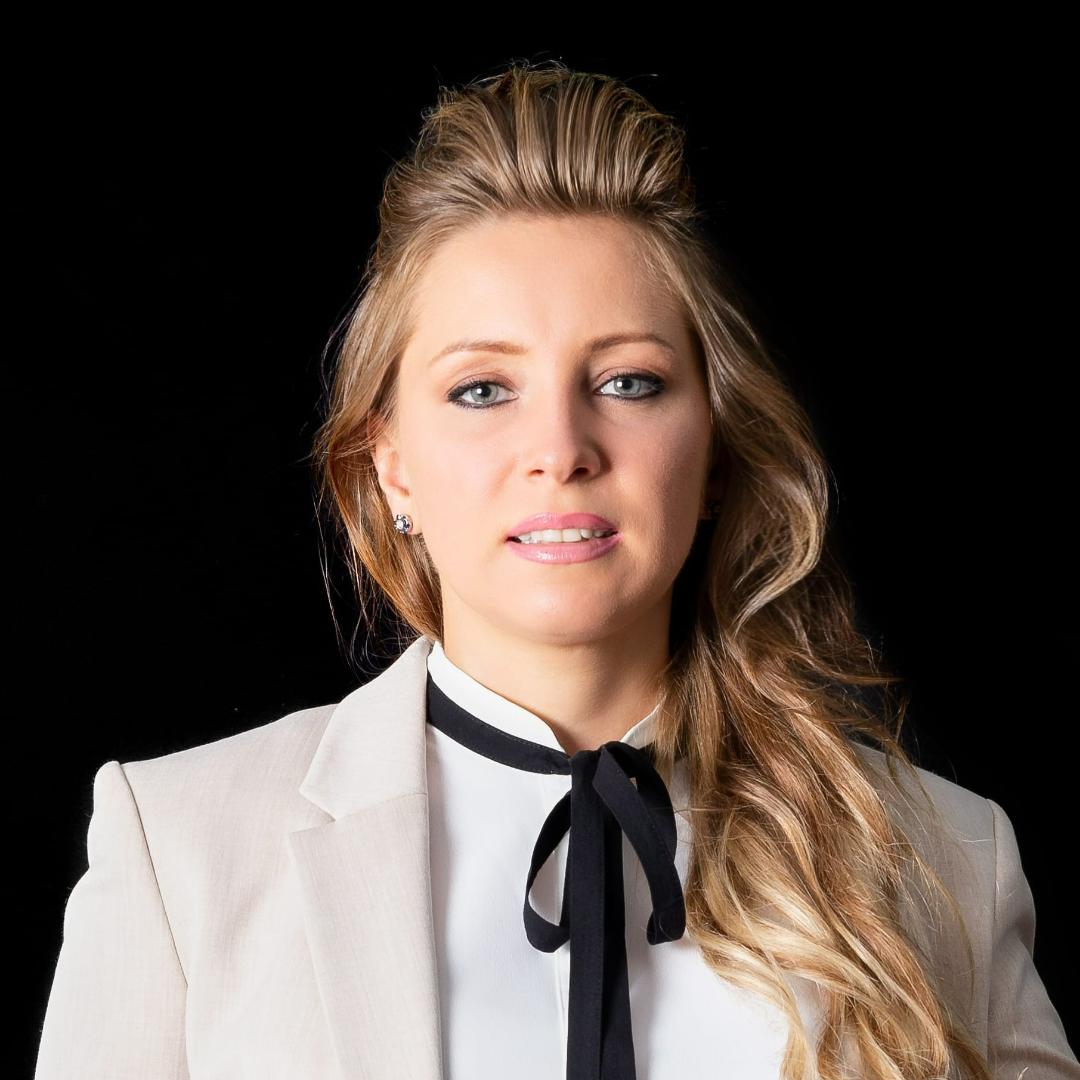 Victoria Koroleva Ermakova - ASESORA EXTERNA