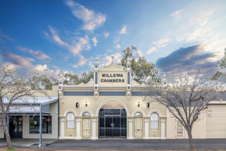 CENTURY 21 Rich River Real Estate