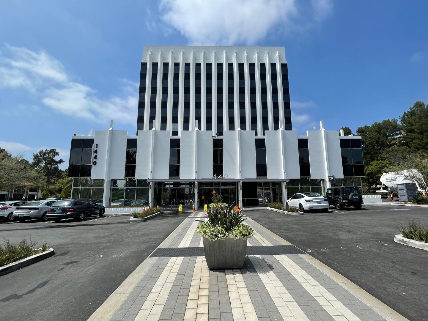 CENTURY 21 Discovery