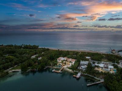 3090 S Ocean Boulevard, Manalapan, Florida 33462