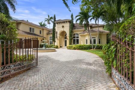 102 Basin Drive, Delray Beach, Florida 33483