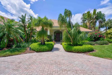 18625 SE Village Circle, Jupiter Hills, Tequesta, Florida 33469