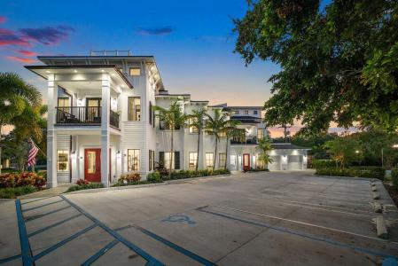 230 George Bush Boulevard, Delray Beach, Florida 33444