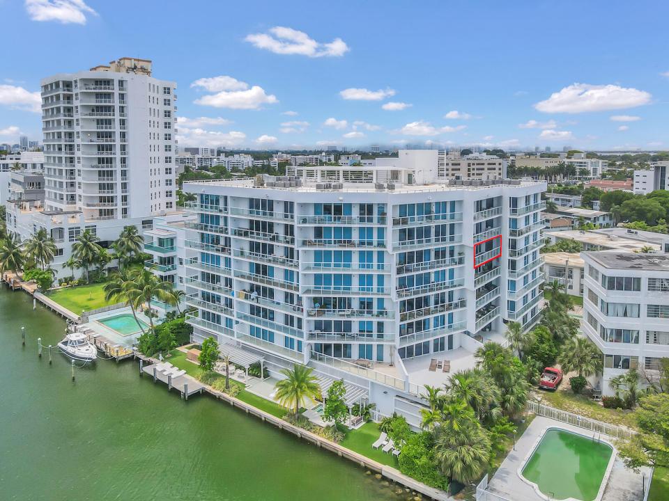 9821 E Bay Harbor Drive 702, O RESIDENCE CONDO, Bay Harbor Islands, Флорида 33154, Соединенные Штаты