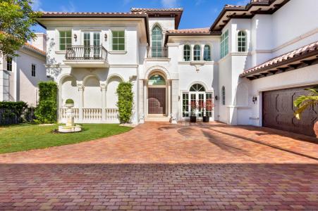 1003 Rhodes Villa Avenue, Delray Beach, Florida 33483