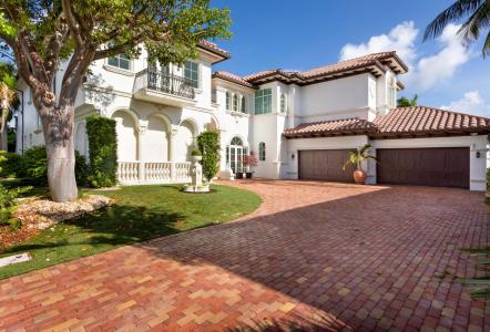 1003 Rhodes Villa Avenue, Delray Beach, Florida 33483