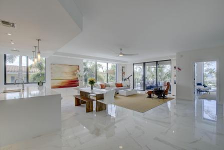 1507 SE 15th Street 202, Fort Lauderdale, Florida 33316, USA