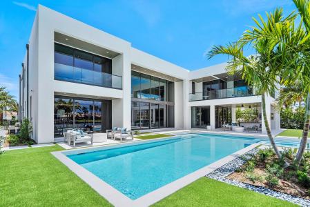 2909 Spanish River Road, Boca Raton, Florida 33432