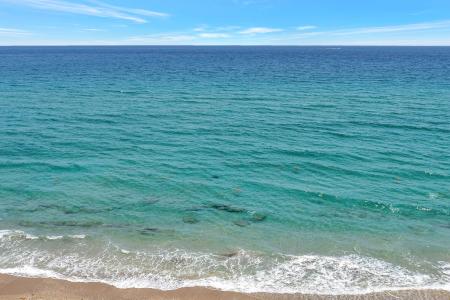 5050 N Ocean Drive 701, Ocean's Edge, Singer Island, Florida 33404, USA