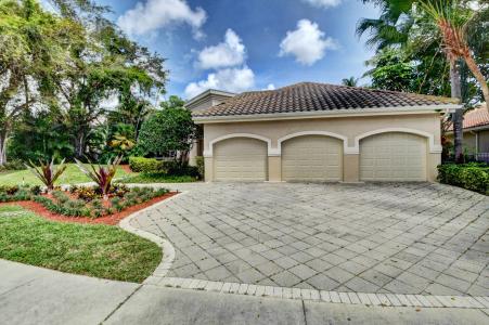 2518 NW 64th Boulevard, BROKEN SOUND, Boca Raton, Floryda 33496, USA