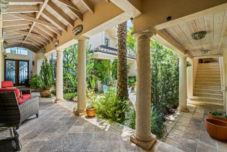 706 Ocean Drive, Seven Hundred Ocean Drive, Juno Beach, فلوريدا 33408, الولايات المتحدة