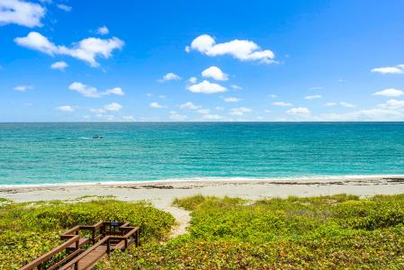 706 Ocean Drive, Seven Hundred Ocean Drive, Juno Beach, فلوريدا 33408, الولايات المتحدة