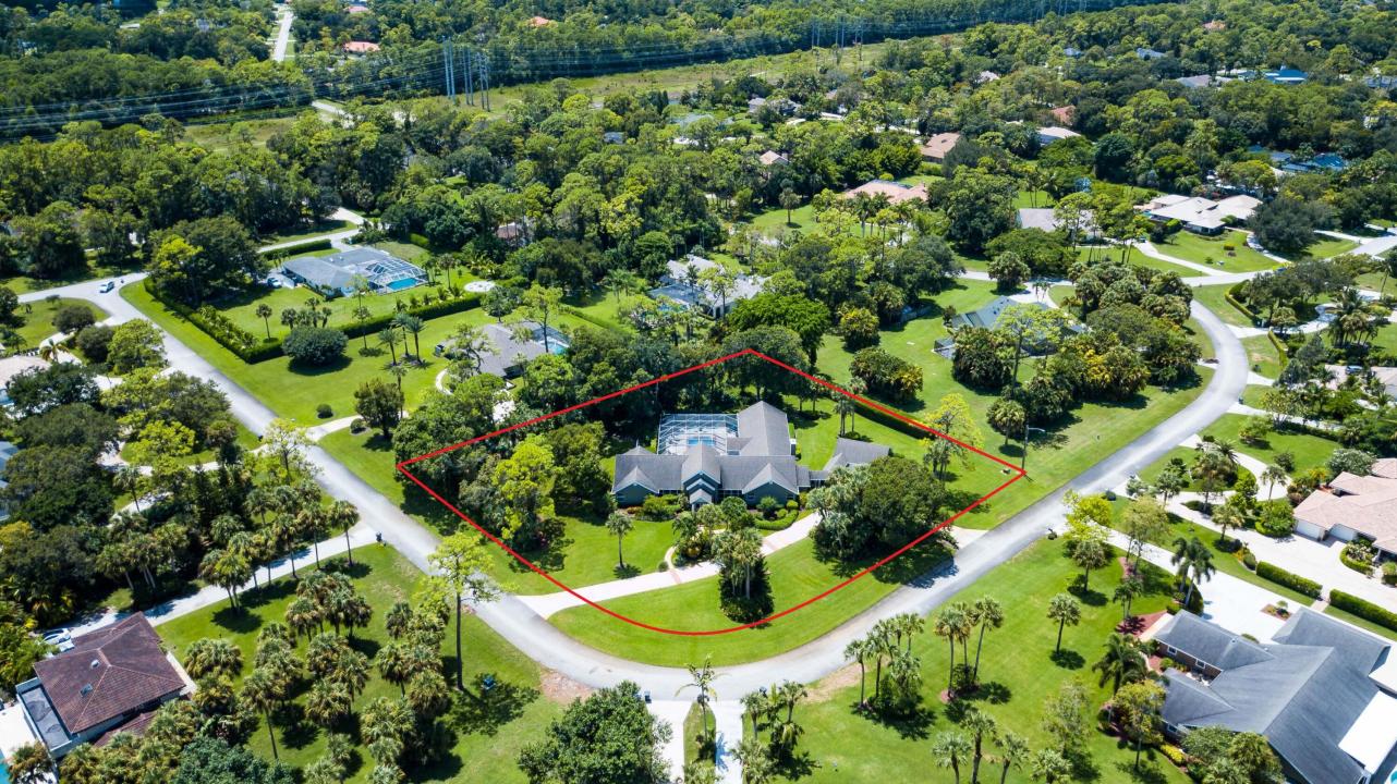 109 Tanbark Trail, PADDOCK PARK ONE, Wellington, Florida 33414