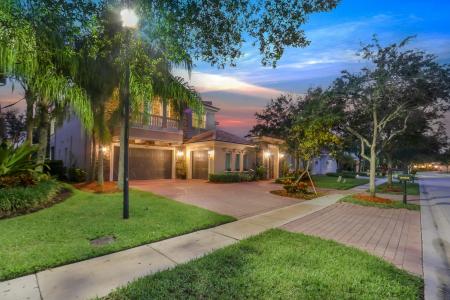 8462 Butler Greenwood, West Palm Beach, Floride 33411, États-Unis