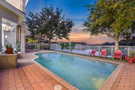 8462 Butler Greenwood, West Palm Beach, Floride 33411, États-Unis