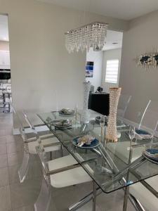 5907 Jasmine Lane, The Acreage, Florida 33470, Estados Unidos