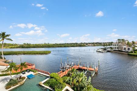217 Commodore Drive, Admirals Cove, Jupiter, Florida 33477