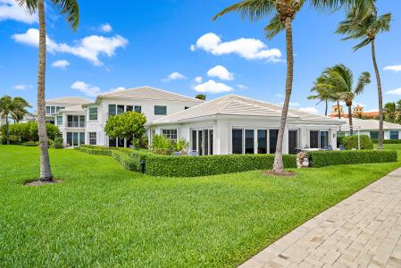 550 S Ocean Boulevard 101d + 102d, LA COQUILLE CLUB VILLAS CLUSTER II, Manalapan, Florida 33462