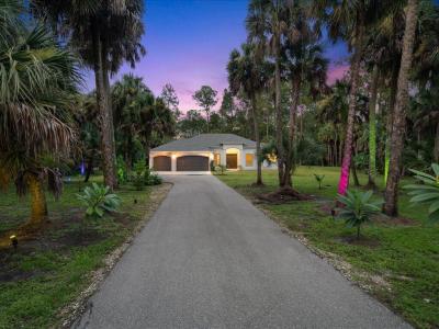 4285 13th Avenue SW, Golden Gate Estates, Naples, Flórida 34116, Estados Unidos