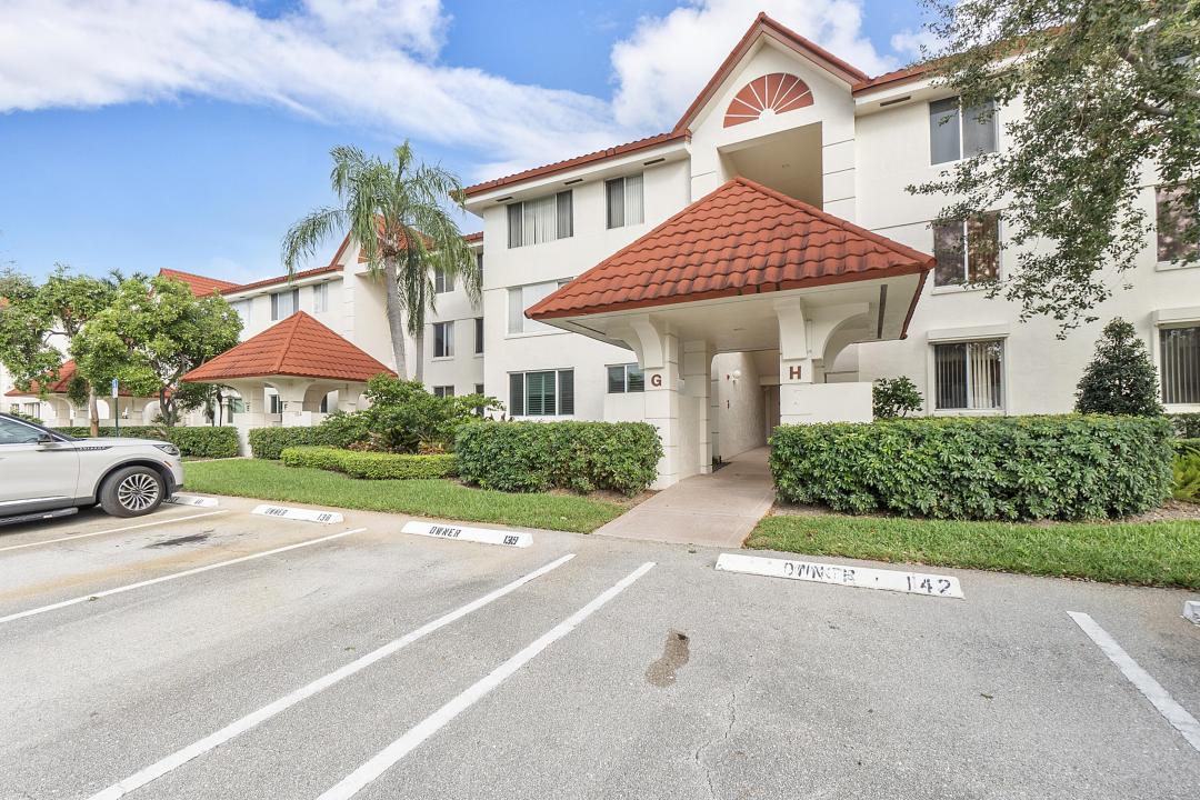 104 Half Moon Circle #H2, Hypoluxo, Florida 33462, Estados Unidos