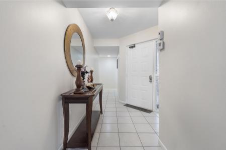 104 Half Moon Circle #H2, Hypoluxo, Florida 33462, Estados Unidos