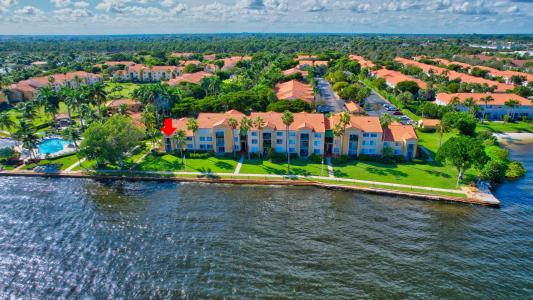 180 Yacht Club Way 212, Hypoluxo, Florida 33462, Estados Unidos