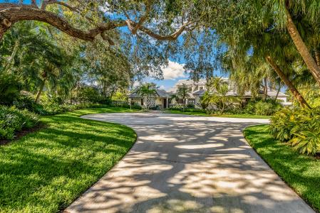 122 Springline Drive, The Moorings, Vero Beach, Florida 32963, USA