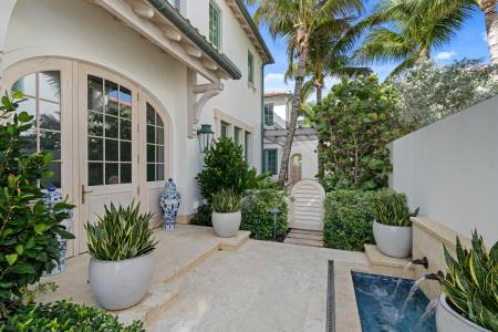 466 S Ocean Boulevard, Palm Beach, Florida 33480