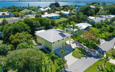 4255 NE Sunset Drive, Jensen Beach, Florida 34957, Estados Unidos