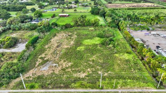 10069 La Reina Road, PALM BEACH FARMS, Delray Beach, Florida 33446