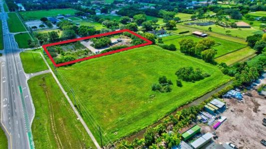 10069 La Reina Road, Delray Beach, Florida 33446