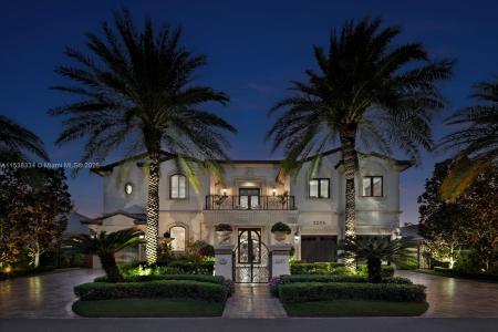 2225 W Silver Palm Rd, Boca Raton, FL 33432