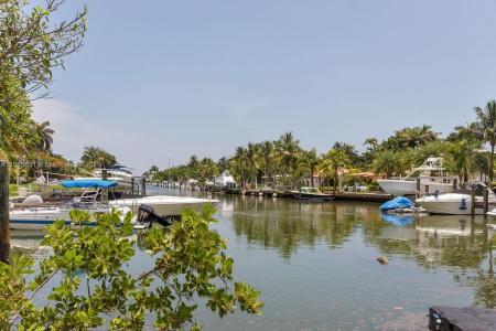 1051 NE 89th St, Miami, FL 33138