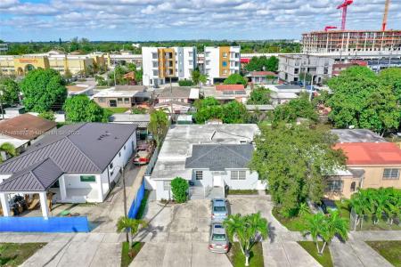 Hialeah, Florida 33013, USA