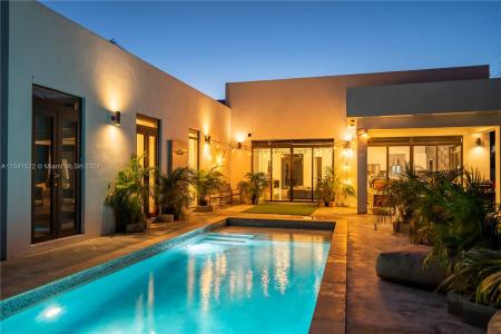 4484 SW 26th Ave, Dania Beach, Florida 33312, USA