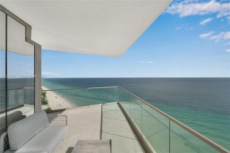 18975 Collins Ave 2000, Sunny Isles Beach, Florida 33160, USA