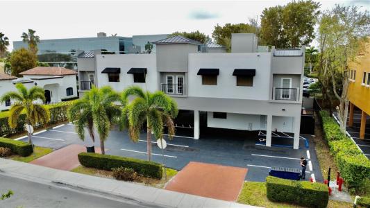 8040 NW 155th St, Miami Lakes, Florida 33016, USA