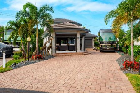 285 N Cortez Dr, Margate, Florida 33068, USA