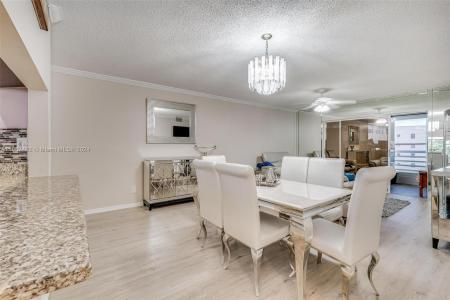 2524 NW 104th Ave 307, Sunrise, Florida 33322, USA