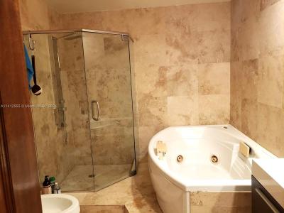 245 Poinciana Dr 505, Sunny Isles Beach, Florida 33160, USA