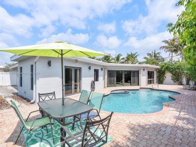 300 SE 1st Ave, Pompano Beach, Florida 33060, USA