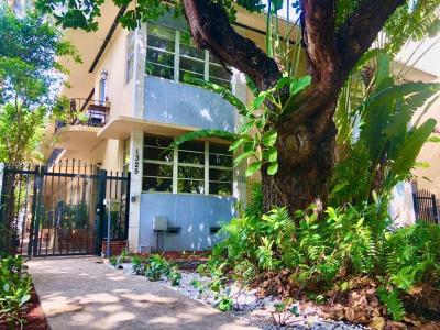 1325 Meridian Ave 5A, Miami Beach, Florida 33139, USA