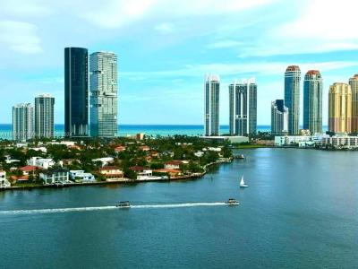 3600 Mystic Pointe Dr 1801, Aventura, Florida 33180, USA