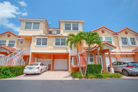 1998 NE 7th St 104, Deerfield Beach, Florida 33441, Stati Uniti