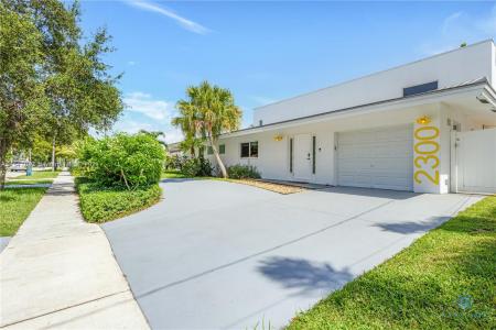 2300 NE 48th Ct, Lighthouse Point, Florida 33064, USA