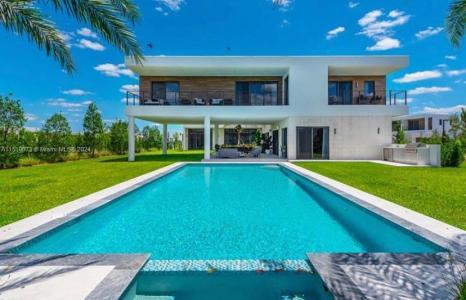 16661 Sunset Way, Weston, Florida 33326, USA