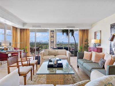 5660 Collins Ave 11A, Miami Beach, Florida 33140, USA