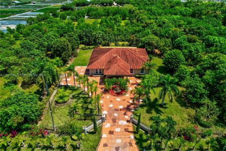 13841 SW 192nd St, Miami, Florida 33177, USA