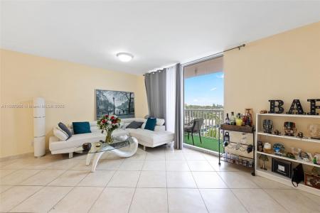 3161 S OCEAN DR 607, Hallandale Beach, Florida 33009, USA